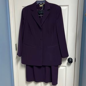 Caslon Suit, Size 14W Jacket 1XP skirt